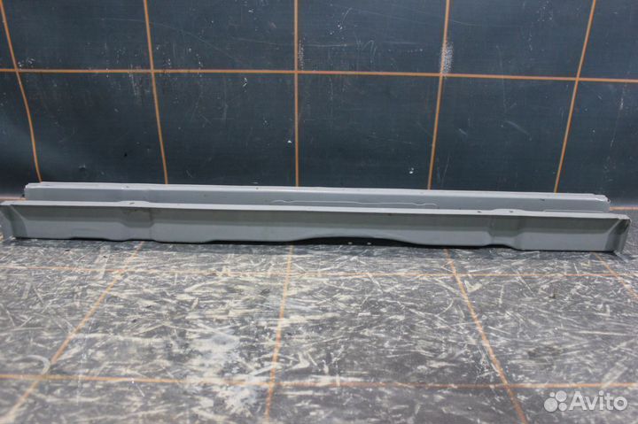 Поперечина пола кузова - Hyundai H-1