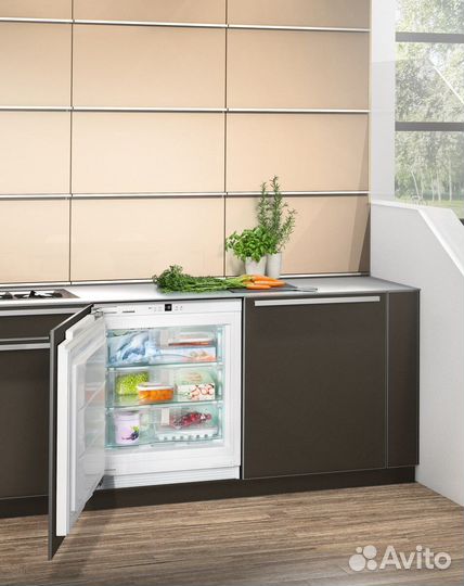 Встраиваемый морозильник Liebherr suign 1554