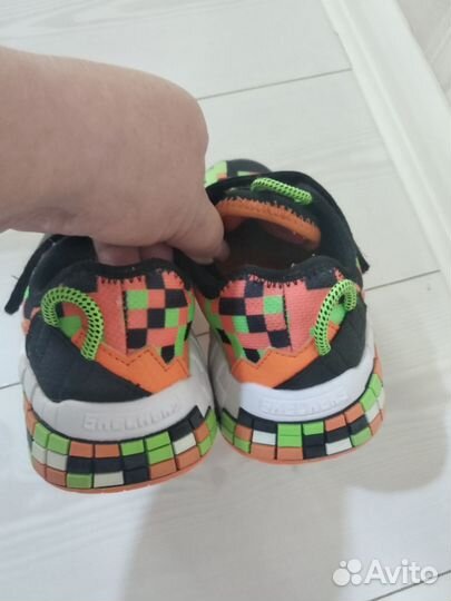 Кроссовки skechers