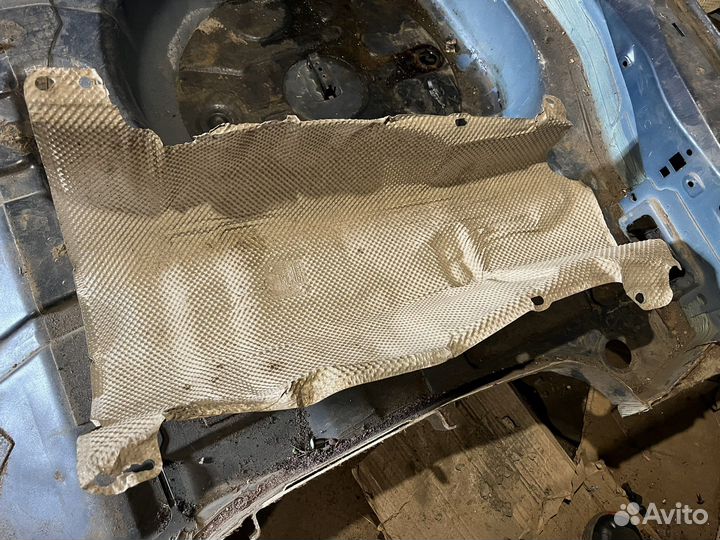 Кожух тепловой Форд Фокус 3