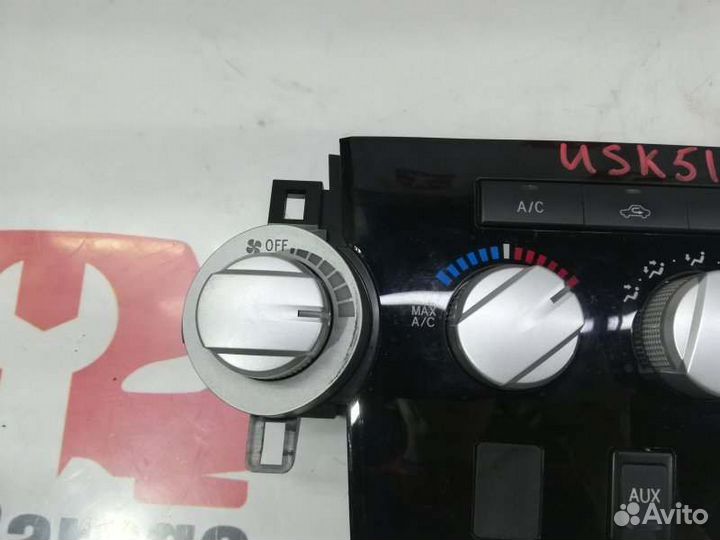 Блок управления климат-контролем Toyota Tundra