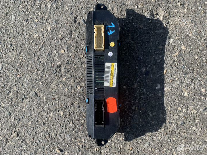 Блок управления отопителем Ford Focus 2