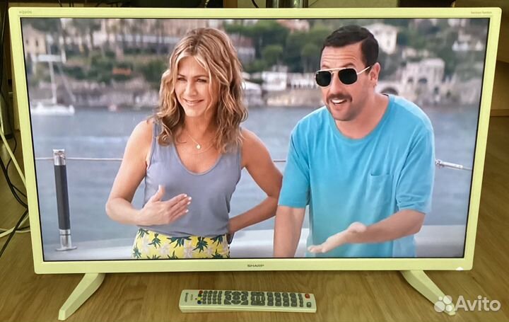 Телевизор Sharp LC-32HI3222EW
