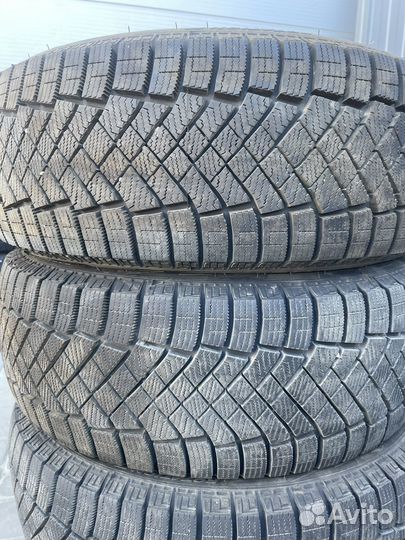 Pirelli Ice Zero 205/55 R16