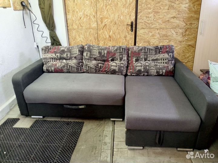 Угловой диван