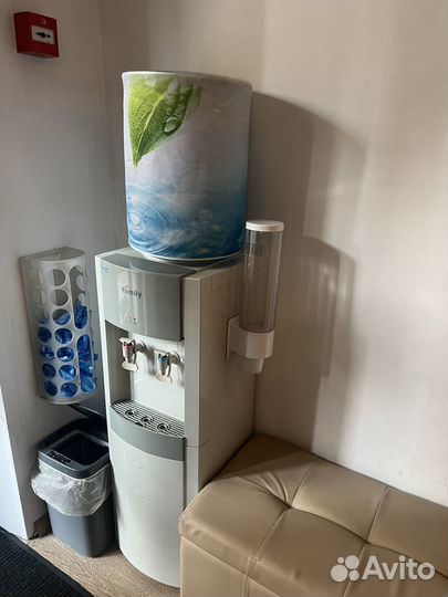 Кулер для воды family