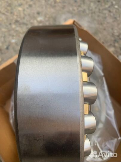 Подшипник 22222CA ZWZ (3522)