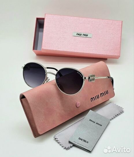 Солнцезащитные очки miu miu