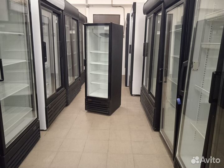 Холодильный шкаф