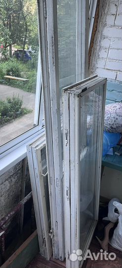 2 окна и дверь