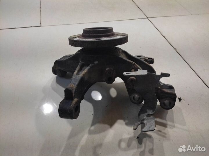 Поворотный кулак (передний, левый) (Peugeot 3008)