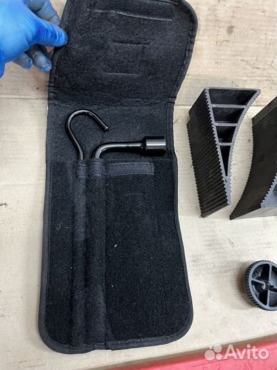 Штатный бортовой инструмент Chery Tiggo 2 J69