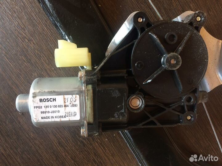 Стеклоподъемник Chevrolet Aveo T300 передний прав