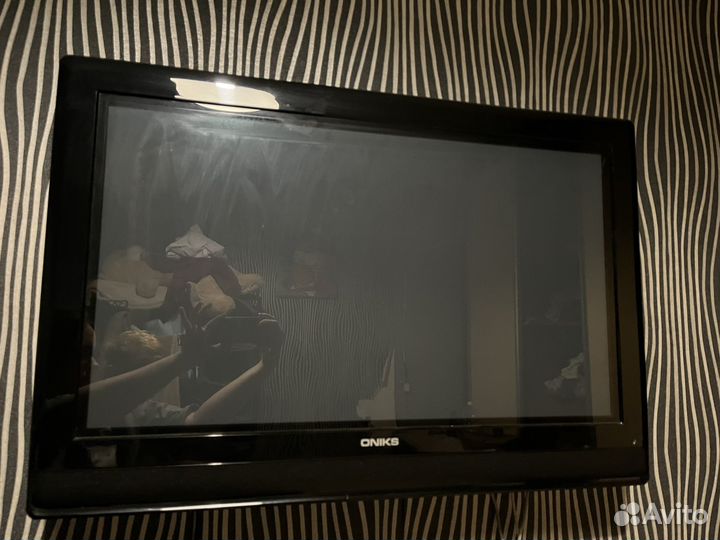 Телевизор бу oniks