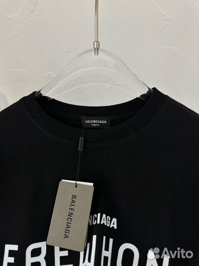 Футболка balenciaga