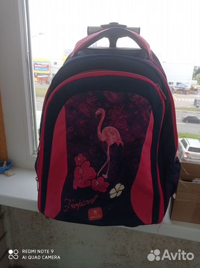 Рюкзак школьный, на колёсиках. Для девочки
