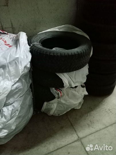 Nordman Nordman 4 235/65 R17