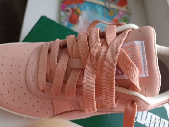 Кроссовки женские 40 размер