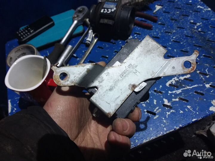 Сирена сигнализации Toyota LC200 Lexus LX570