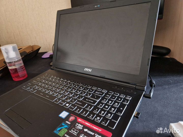 Msi gp62m 7RDX Leopard core i7