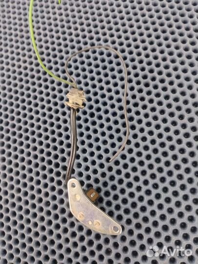 Suzuki GSX-R 600 k6 k7 датчик холла