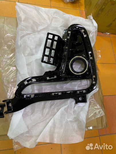 Оправа птф KIA RIO 17-20 LH/RH под днев.ход.огни