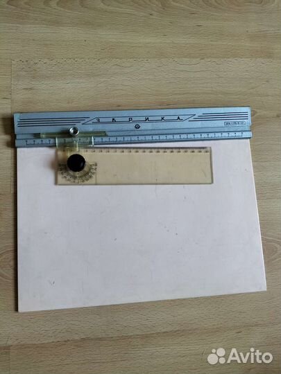 Доска для черчения