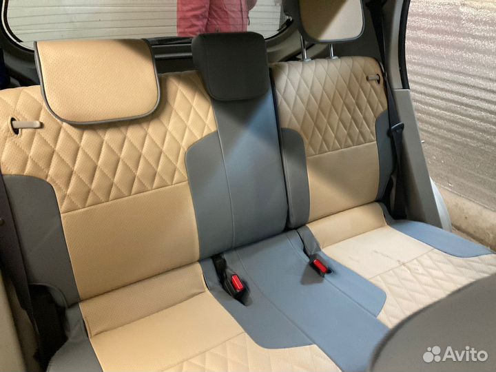 Автомобильные чехлы в подарок оплетка на руль