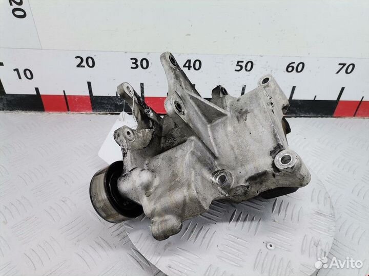 Кронштейн генератора Hyundai Santa Fe 2 (CM) 2007