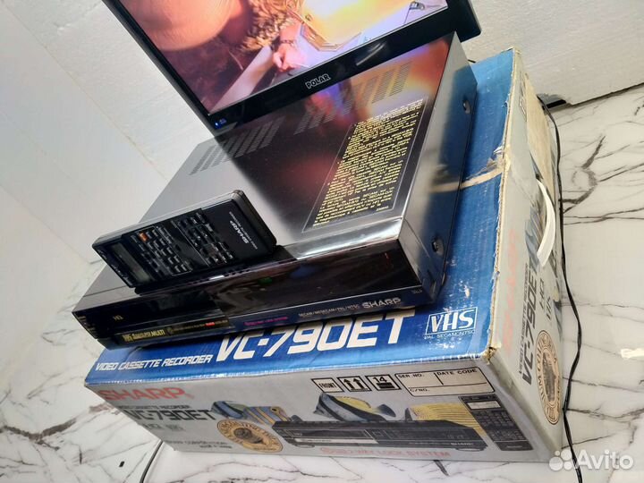 Видеомагнитофон Sharp VC-790ET Япония