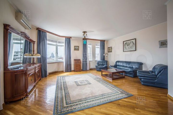 5-к. квартира, 210 м², 12/14 эт.