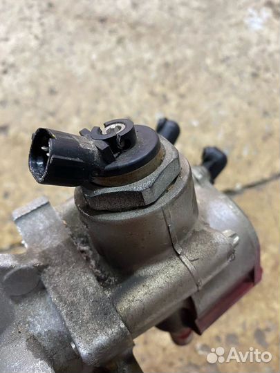 Топливный насос высокого давления Б/У L3K91335ZB