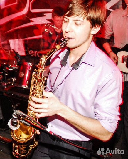 Саксофонист
