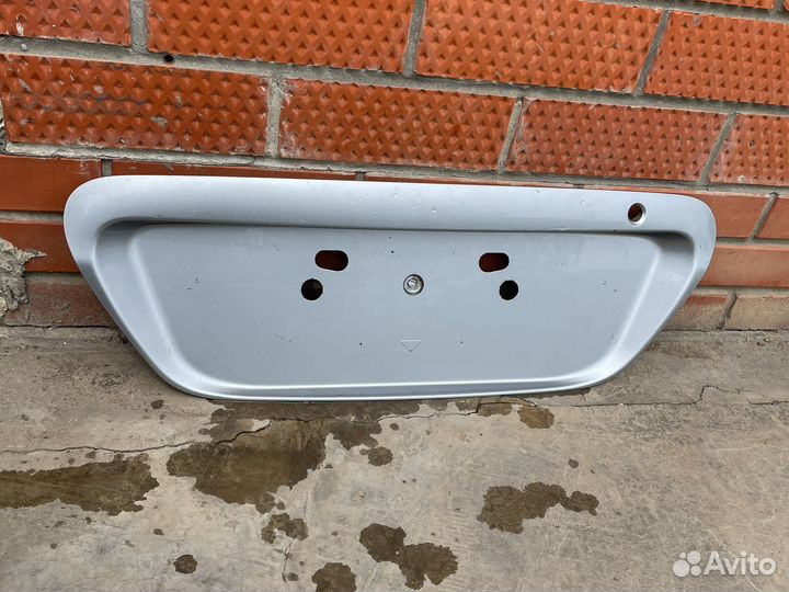 Накладка на крышку багажника lancer 9