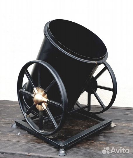 Урна кованая