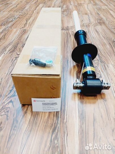 Амортизатор Cadillac Escalade K2XL передний new