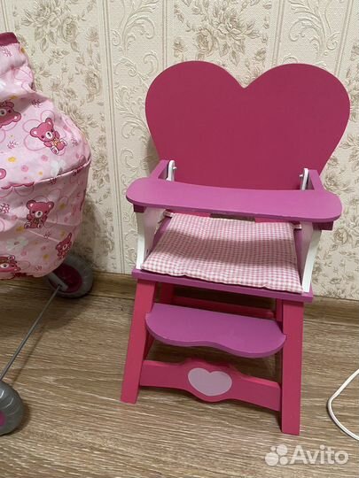 Стульчик для куклы и коляска