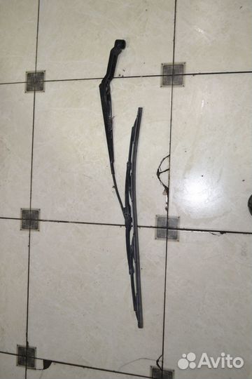 Поводок дворника левый Geely мк