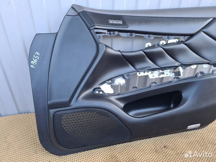 Обшивка двери передняя правая Infiniti M25 M37 Q70