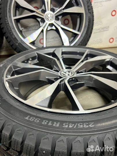 Колесо в сборе для Volkswagen R18