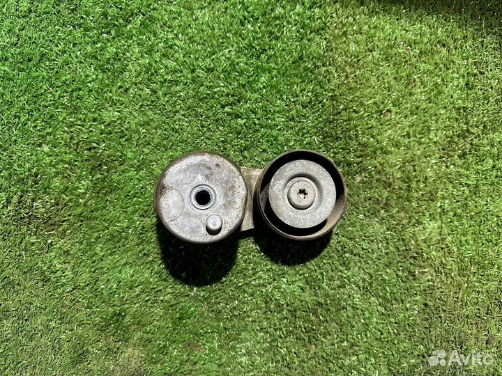 Натяжитель ремня генератора Chevrolet Malibu 9