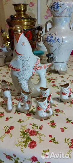 Графин плюс стопки родом из СССР