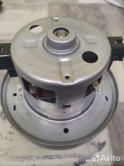 Мотор пылесоса 1400W (H119, D135/84) samsung, зам