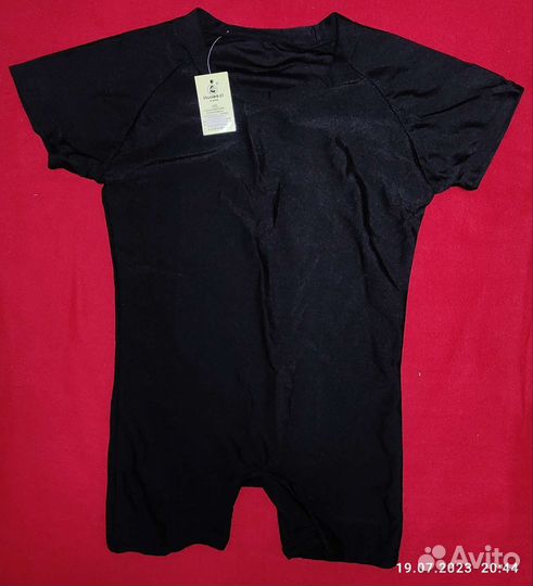 Купальник шортами для гимнастики