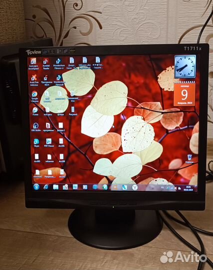 Монитор 17 дюймов
