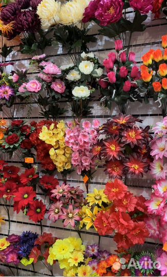 Искусственные цветы.Розы