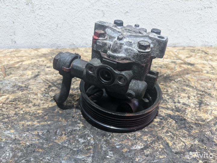 Насос гура Kia Carens хетчбэк D4EA