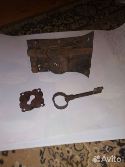 Замок накладной старинный