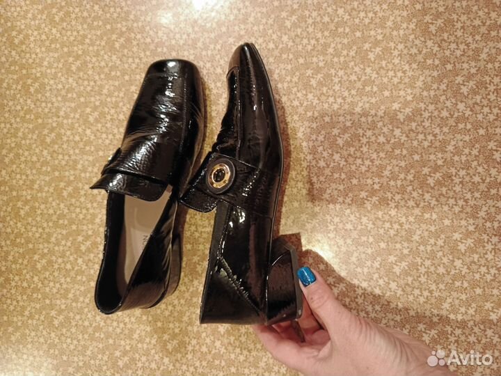 Туфли женские 39 размер черные кожаные