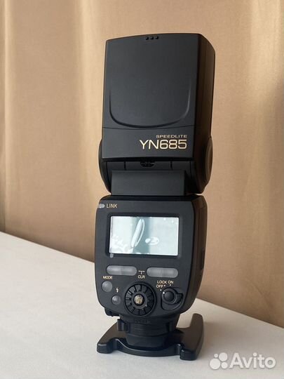 Вспышка Yongnuo Speedlite YN685
